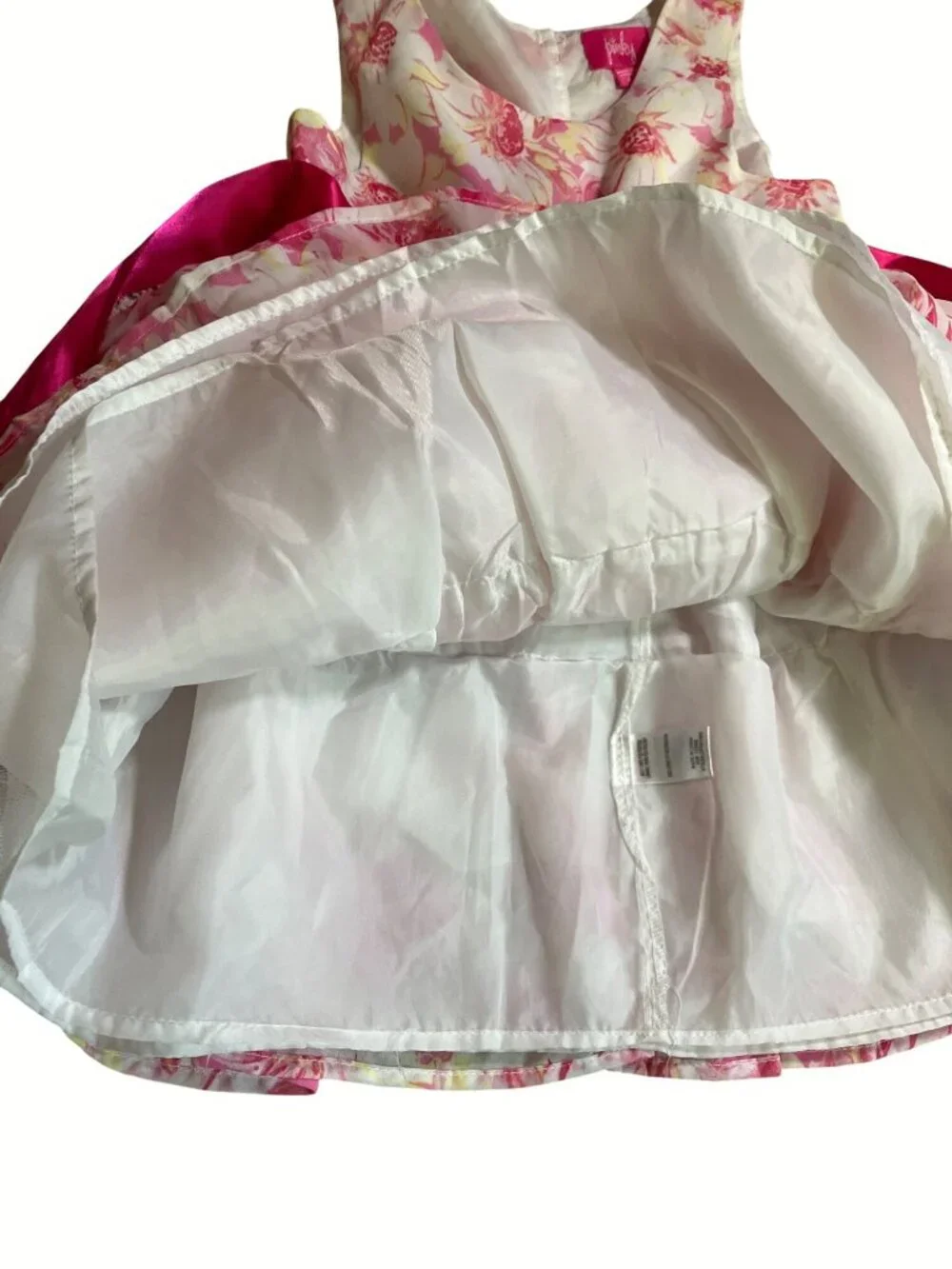 Pink White Floral Sleeveless Tiered Girls Dress With Pink Sash & Flower Size 4